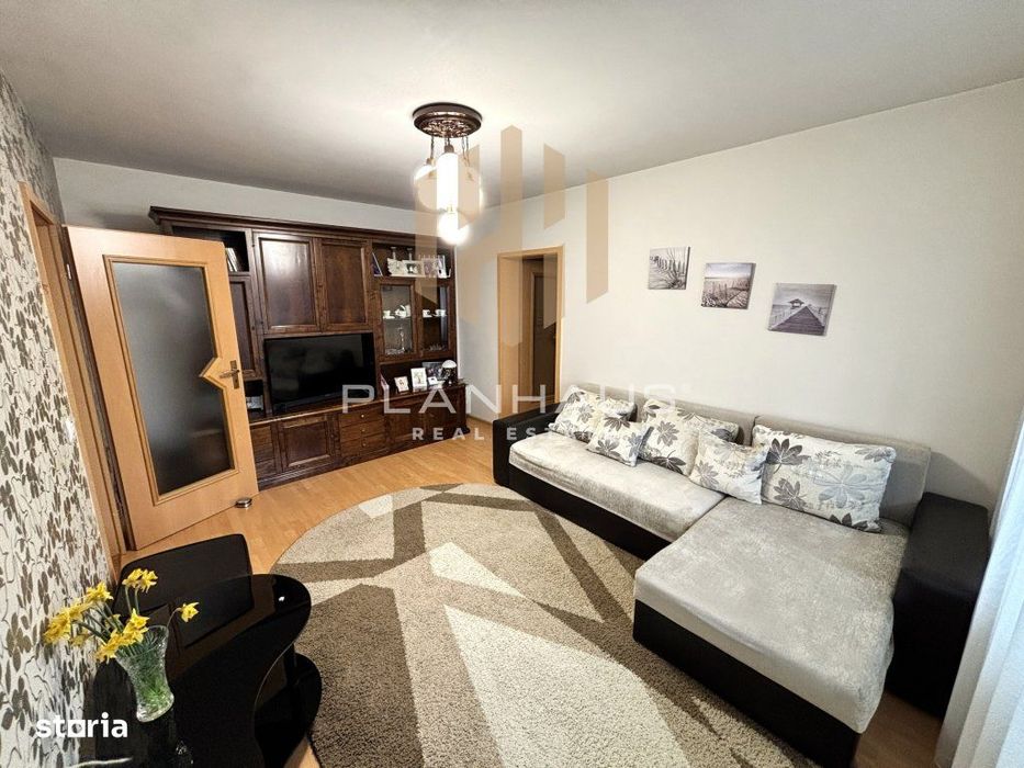 Apartament cu 3 Camere – Zona RFN