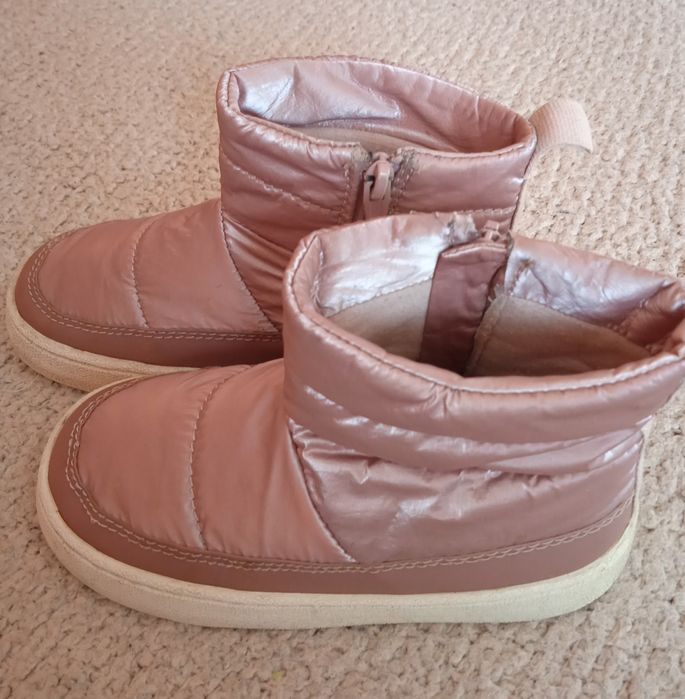 Детски боти за момиче, номер 25.