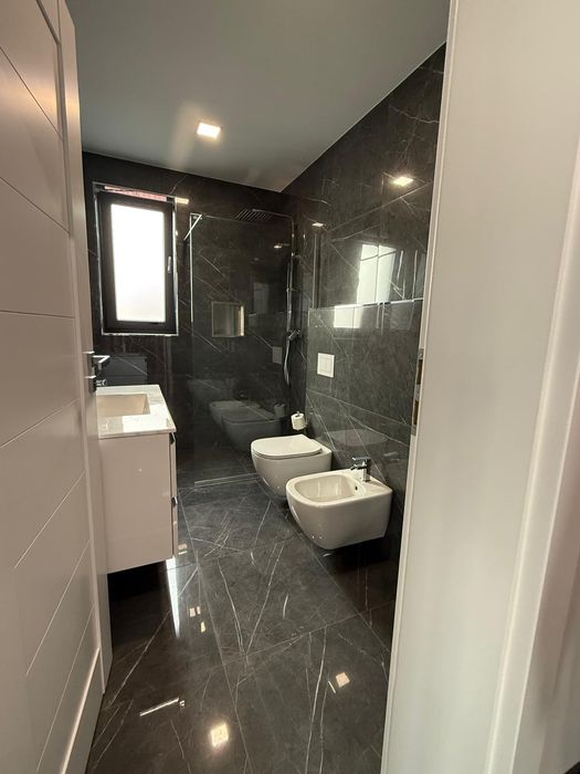 Inchiriez apartament 2 camere nou