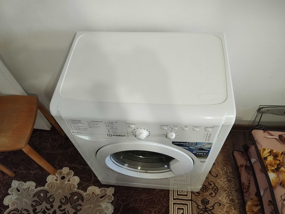 Стиральная машина Indesit
