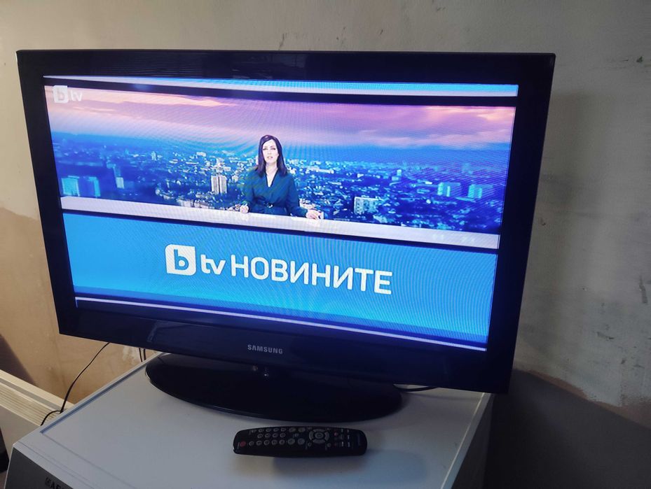 Телевизор SAMSUNG 32