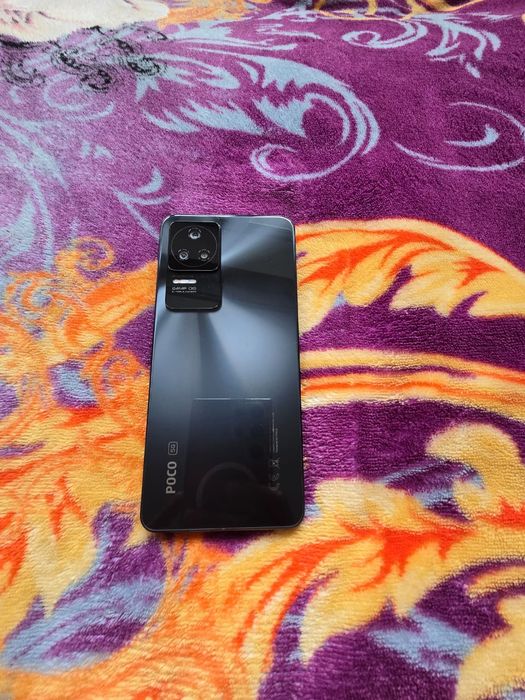 Продам телефон Xiaomi Poco F4