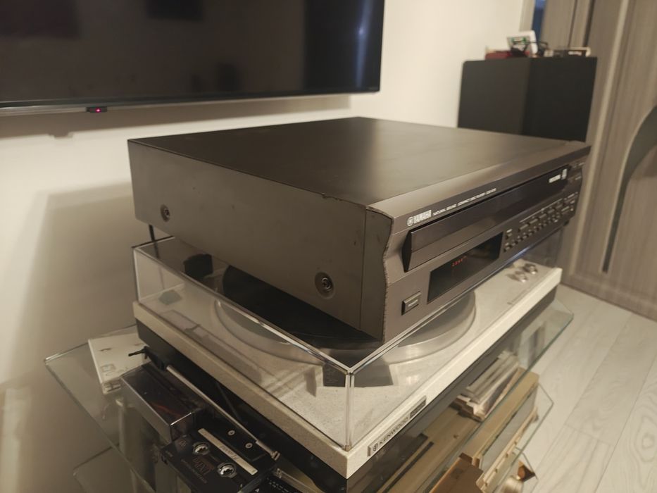 Yamaha cdc 675 cd player