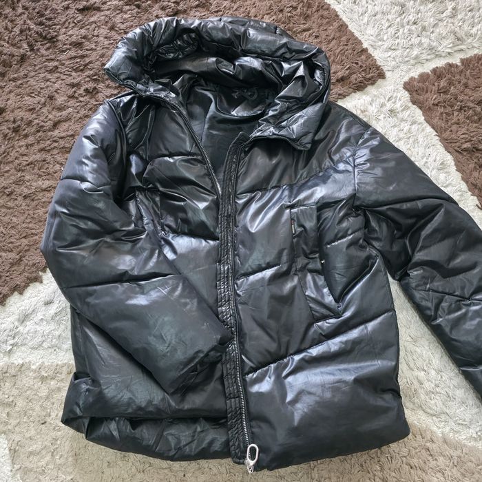 Продам демисезонную куртку