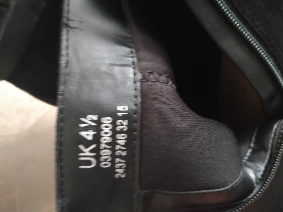 Чисто нови дамски боти от естествена кожа – номер 37