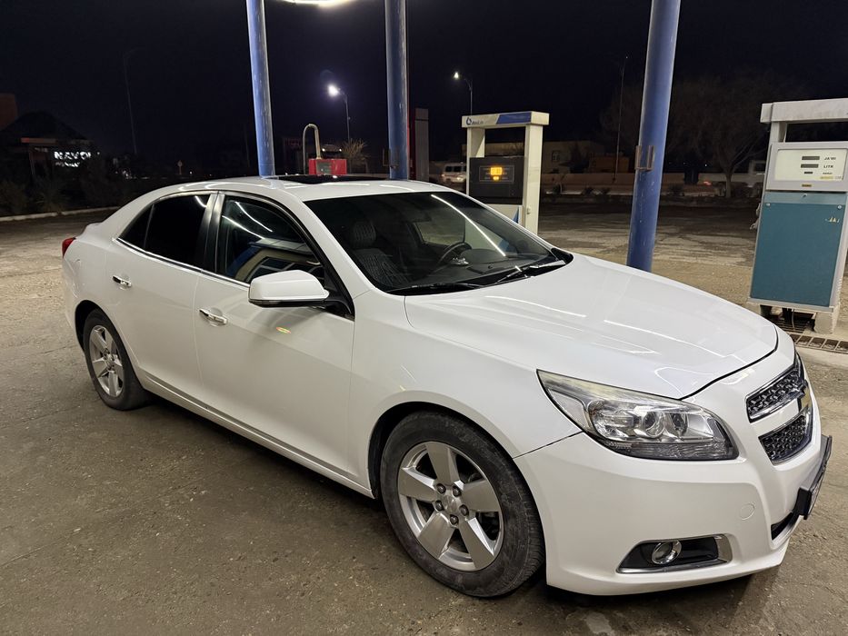 malibu 1  2 chi pazitsiya