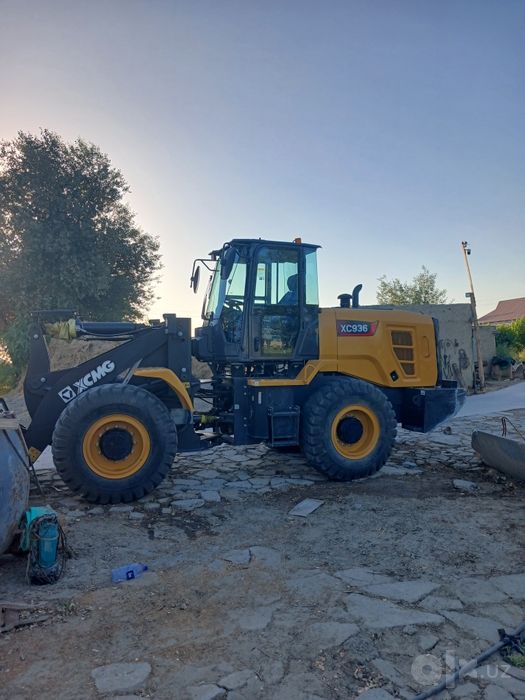 XCMG pogruzga sotiladi 2.1 kuba