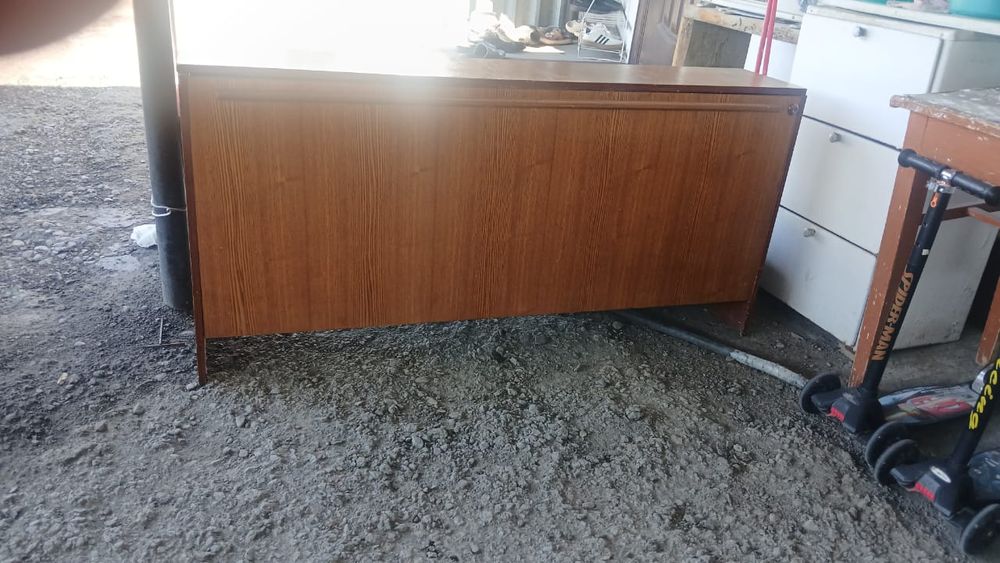 Тумба для белья, одеял и подушек