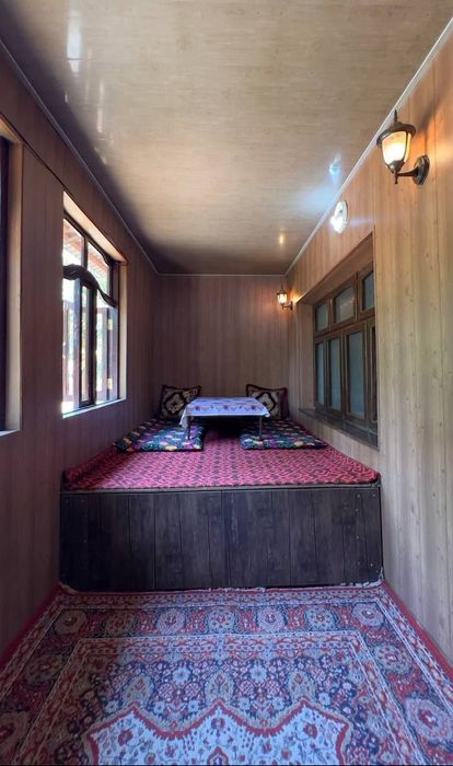 Продается квартира 3 комнатная 2 этаж