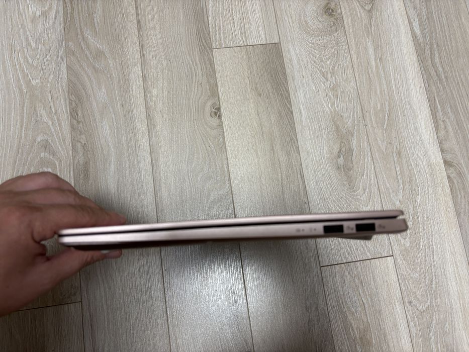 Asus VivoBook S14 - Rose Gold -OLED 120hz