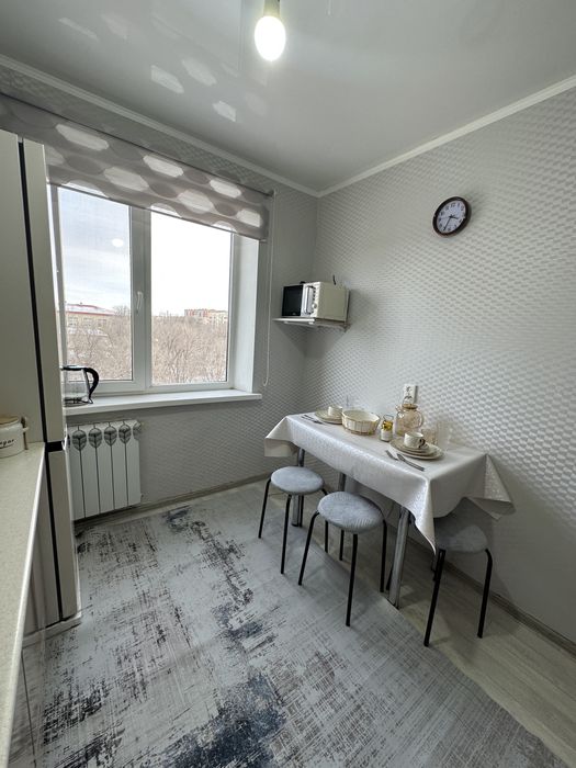 По часам сдается квартира ВРЕРВЫЕ .