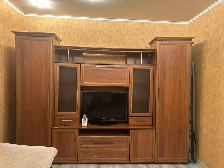 Стенка.               .