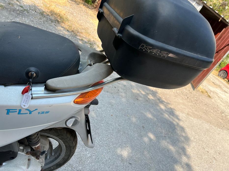 Мотопед Piaggio 125 cc