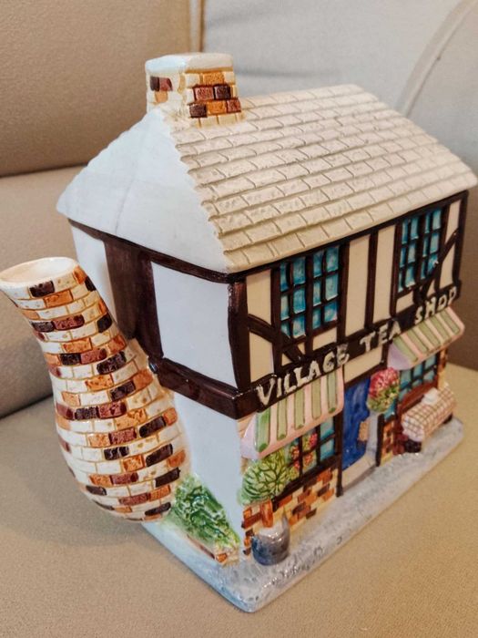 Порцеланов чайник "Селски чаен магазин"