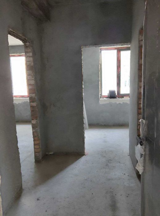 1 хонали уй сотилади