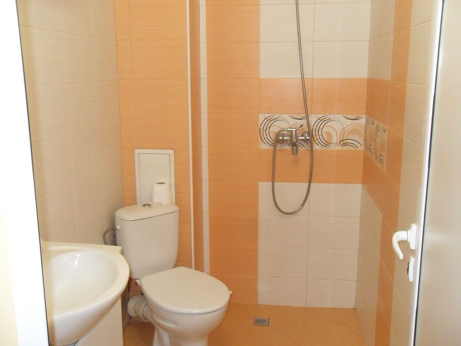 Продава се Едностаен апартамент в Велико Търново, Център - 45 кв.м за 1587 €/кв.м - Снимка #3