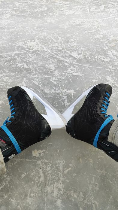 Продам коньки nordway