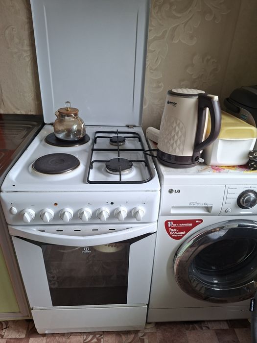 Продам плиту электрическую