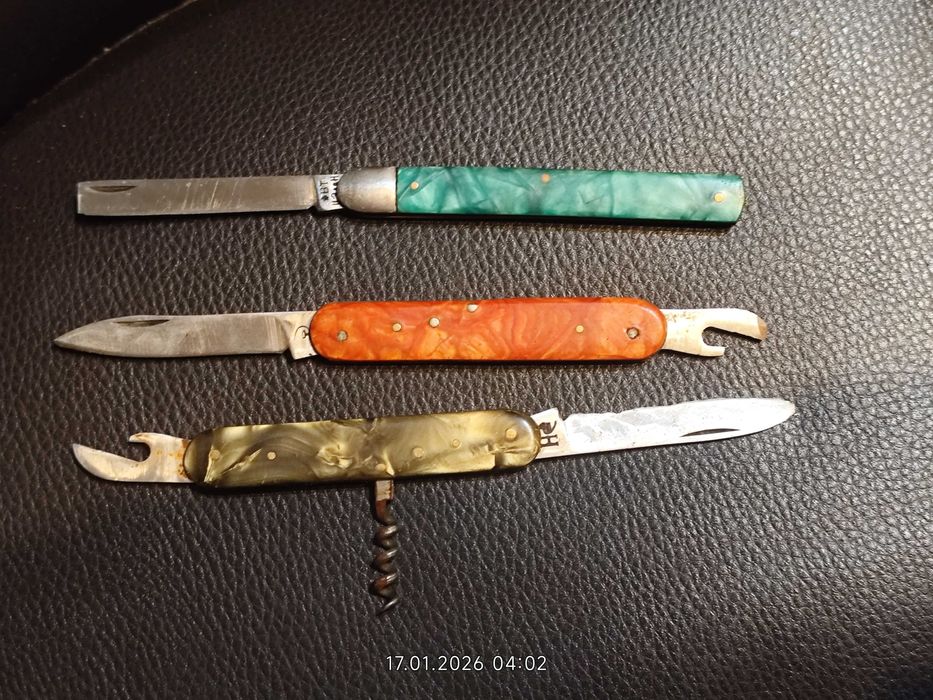 Комплект от /7 сгъваеми ножчета.