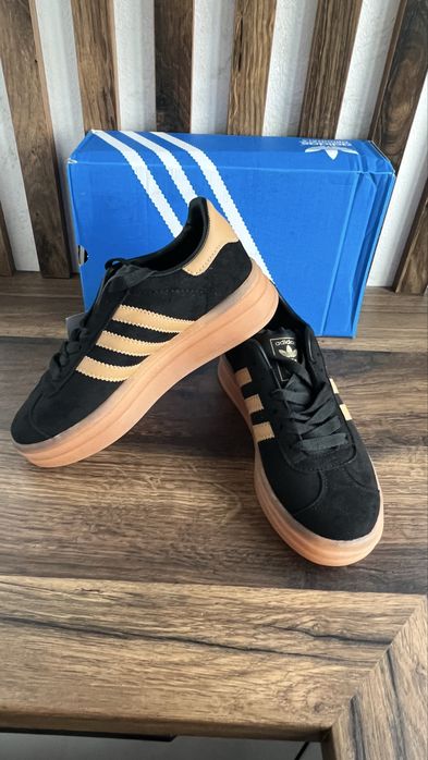 Намаление! Кецове Christian dior и Adidas