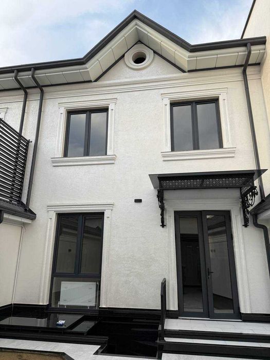 Учтепа тумани Катта Кани мавзесида ховли сотилади. NR494/140