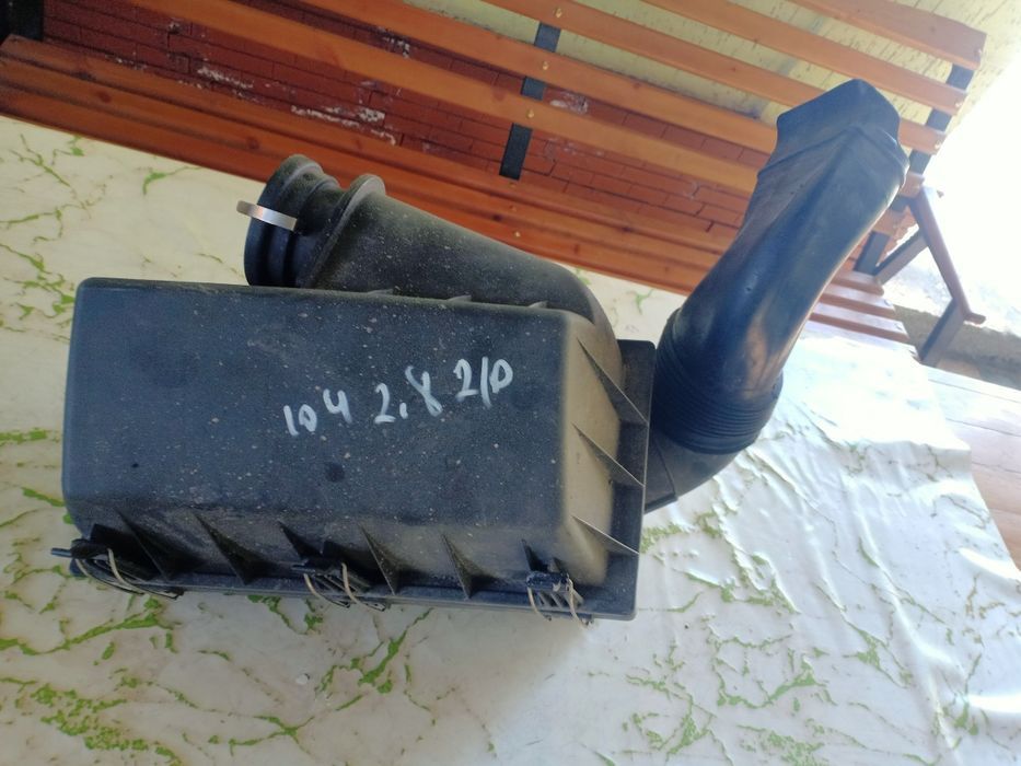 Мерседес.w210. Бабочка багажника.