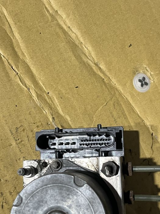 ABS/АБС модул с помпа Nissan Almera