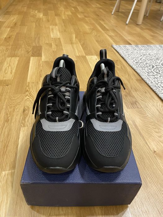 Dior b22.