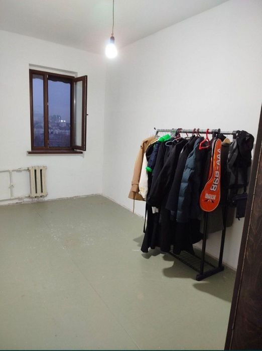 Продается 3х комнатная квартира. Паркентский рынок. 70 000$