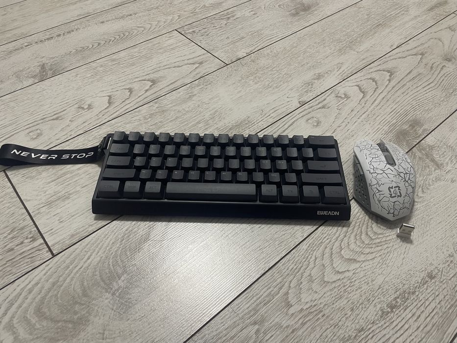 Клавиатура для игры и тд