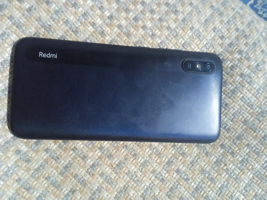 Продам редми 9а 32 Гб из минусов нет доков. Причина продажи под, новый