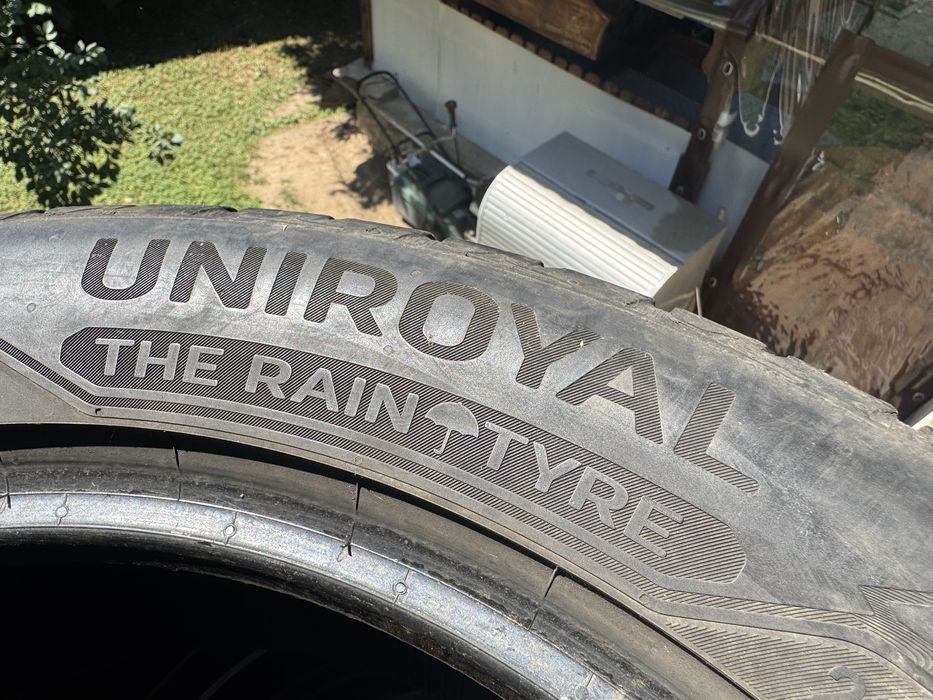 Летни автомобилни гуми UNIROYAL 235/50/18