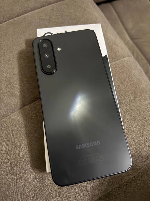 Samsung  A17.        .