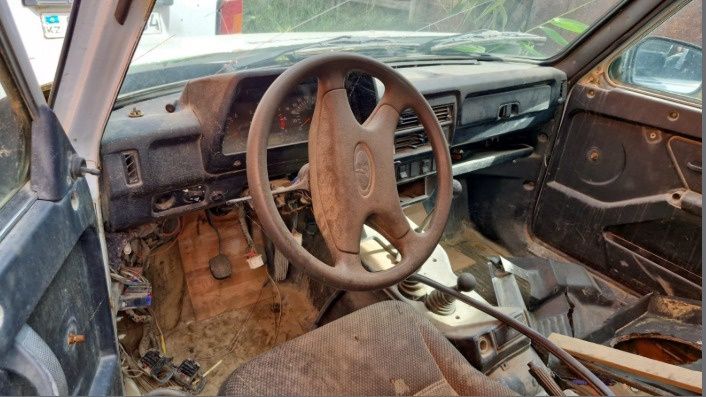 Продам нива 2013