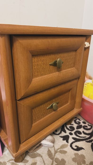 Продаю спальный гарнитур