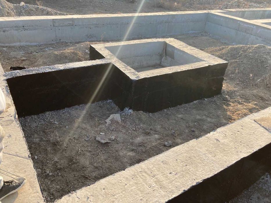 Недостроенный участок