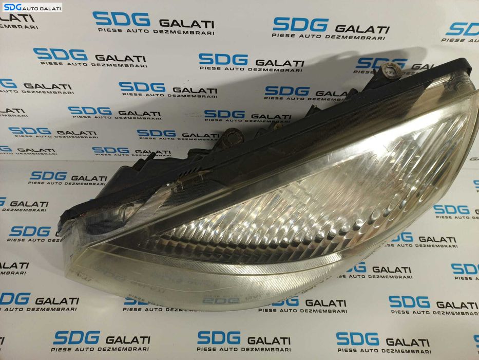 Far Stanga EUROPA Renault Scenic 2 2003 - 2009 [L2231]