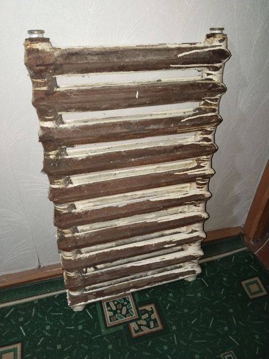 Чугунная батарея