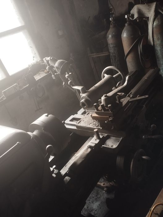 Продам токарный станок