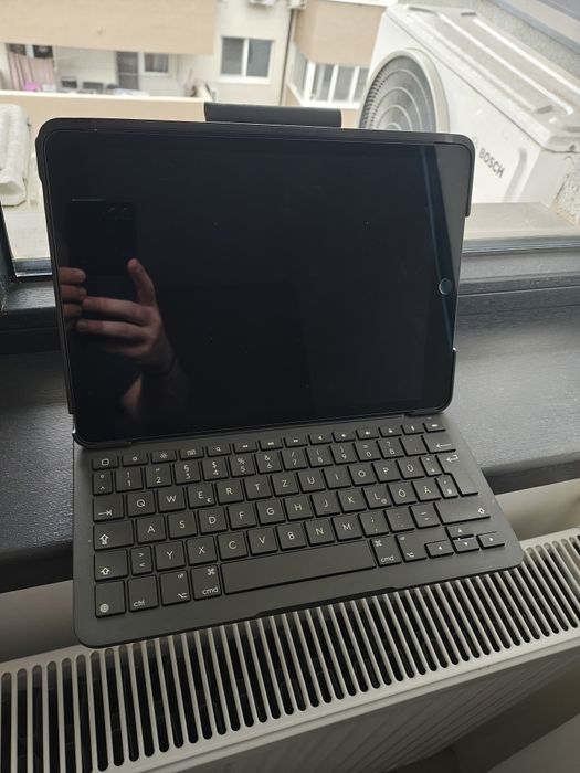 Ipad Gen 9 th și 8 th 128 / 64 / 32