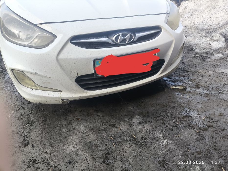 Бампер передний б/у хюндай акцент