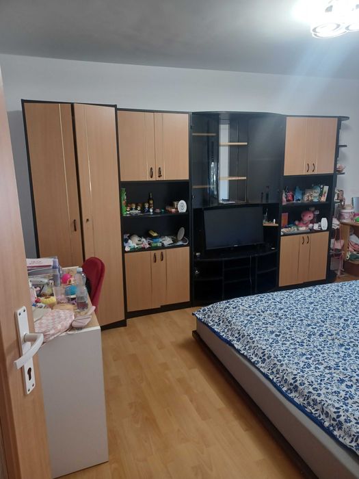 Vând apartament 2 camere Oradea 107900 euro