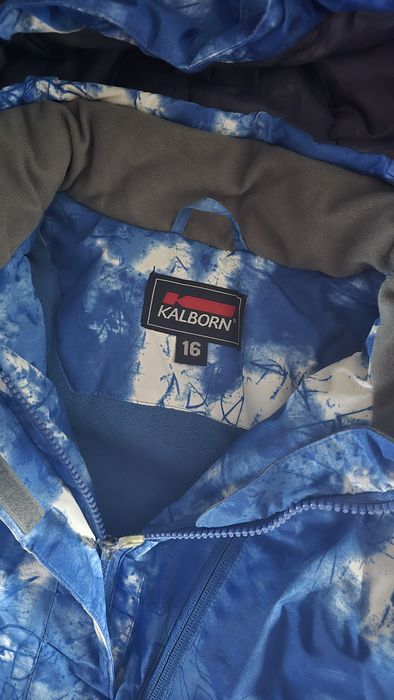 Продам горнолыжную куртку (девочка/мальчик).