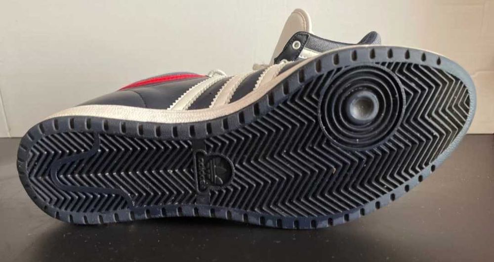 Маратонки/ном.40