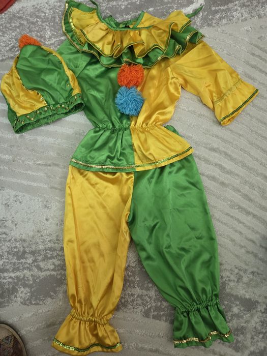Костюм "Петрушка-молодец"