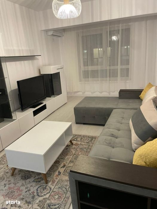 Inchiriez apartament 2 camere decomandat