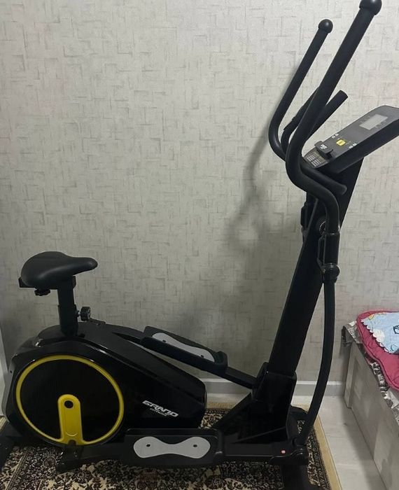 Тренажерный лыжа