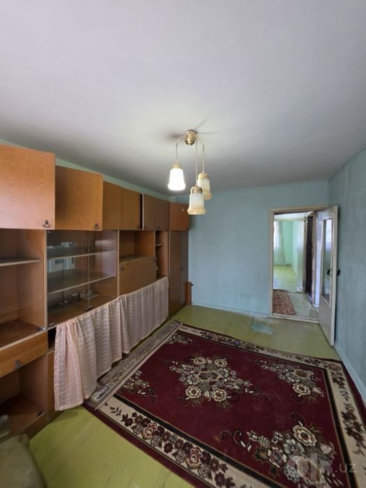 Продается 2 ком. Квартира площадью 50 кв.м. В Саттепо ор. 24 школа