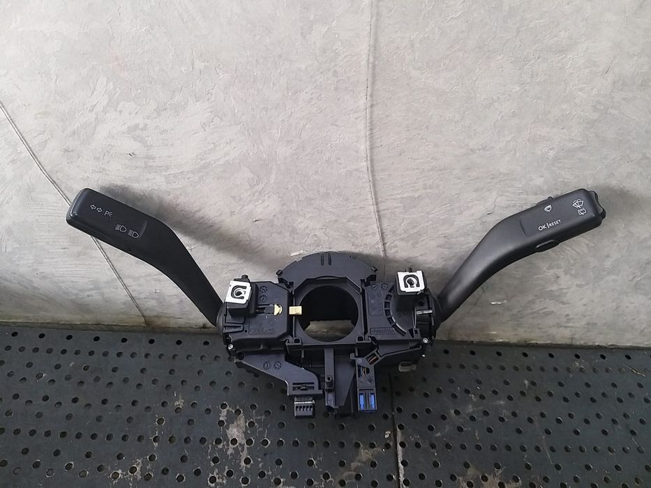 Bloc manete semnalizare stergator parbriz skoda octavia 2 1z 1k0953519 1k0953503 1k0953513