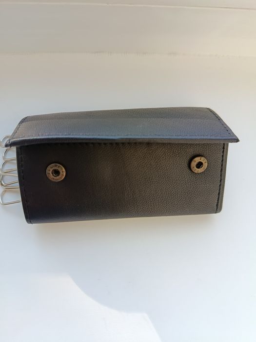 Продам портмоне, ключницу, цена 2000